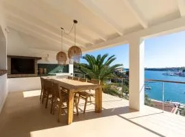New Villa Primavera, Mediterranean Calm & Sea view near Mahon