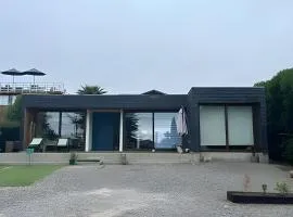 Casa amplia y moderna en Cerro Tacna, Maitencillo