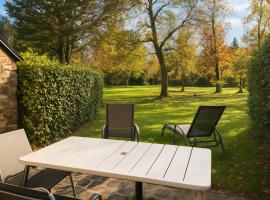 Cottage au sein du "Hameau du golf" de la Bretesche，位于米西亚克的酒店