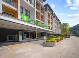 Modern 1506 Condo in Wyndham Gardens on the beach