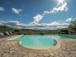 Borgo Le Noci Chianti Retreat & Pool，位于基安蒂盖奥勒的酒店
