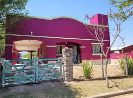 Casa Bercana, en pueblo La Caldera，位于拉卡尔德拉的酒店