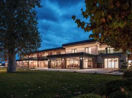 Hotel Dunav，位于伊洛克的酒店