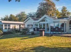 Nice Home In Kirke Hyllinge