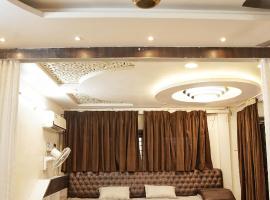 Nest & Fest，位于印多尔的自助式住宿