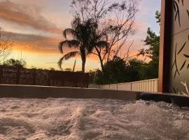 Ella Cottage - Relaxing romantic escape-Southern Highlands