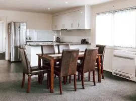 Relax @ 31 - Location Location!