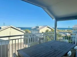 Oceanside Oasis at Caves Beach Villas