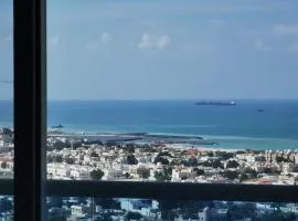 Sea View - Luxurious 2BHK