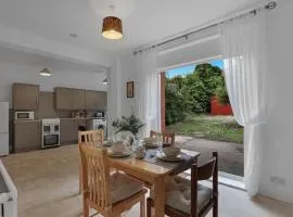 Pass the Keys Seaside Sanctuary Cullercoats – Walk to the Beach