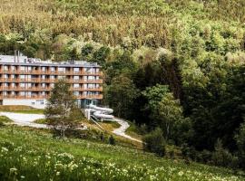 Radisson Hotel Szklarska Poręba，位于斯克拉斯卡波伦巴的Spa酒店