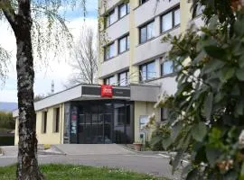 尚贝里宜必思酒店