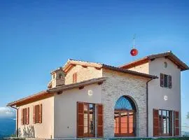 Nice Apartment In Sant'angelo In Vado With Wifi