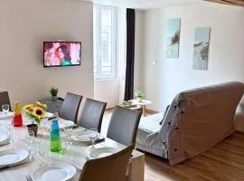 Les Glaneuses Gîte Le Grand 8 centre-bourg 3 min du Puy duFou