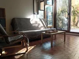 Studio privé - maison de village