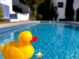 Cozy Escape in Peyia, Sea Caves，位于佩亚的酒店