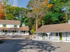 海湾旅舍，位于肯尼邦克港的酒店