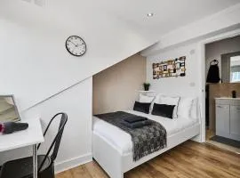 Homely Hotel-Style Studios in Leeds