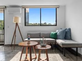 Modern apartment with pool in Ixtapa, 2 bedrooms