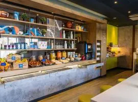 巴塞罗那维拉德坎斯宜必思经济酒店