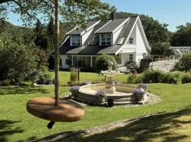 Villa With Architect-Designed Garden In Alsvik