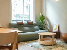 day one space - BTS On Nut - Live Above Cowork Cafe