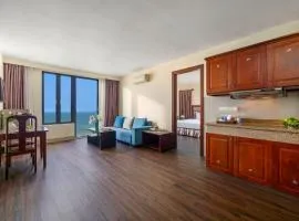 Sea Front Apartment & Spa Da Nang