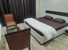 Shukla Bhawan，位于潘切库拉的酒店