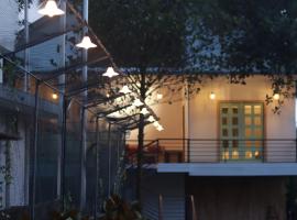 Castle DAK，位于德里久尔的酒店