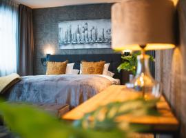 Centrum Hotel，位于阿克雷里的酒店