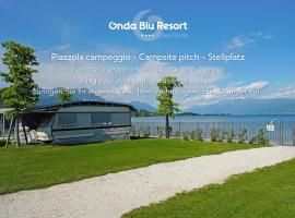 Camping Onda Blu，位于马内尔巴的酒店