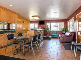 ------------，位于福尔布鲁克的酒店