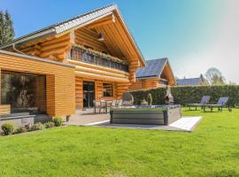 Ferienblockhaus Schwarzwald - Luxus Chalet mit Sauna & Whirlpool，位于费尔德伯格的酒店