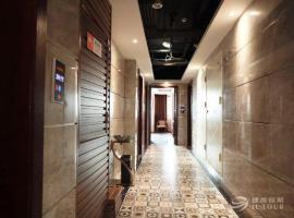 --------------，位于Palm Beach的酒店