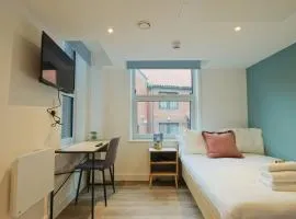 Studio Flat Close to Queen Square - Flat 5A