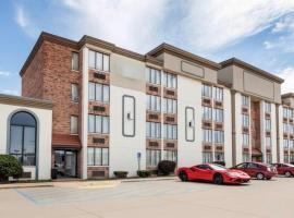 Baymont by Wyndham Festus，位于Festus的酒店