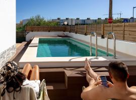 Outsite Sagres - Work, Connect, Explore，位于萨格里什的酒店