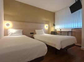 Hotel Campanile Setubal，位于塞图巴尔的酒店