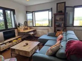 La Casa del Lago con vistas a las Montañas