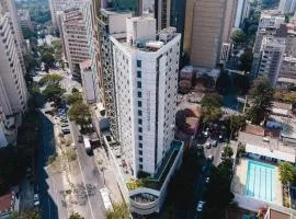 贝洛奥里藏特广场酒店