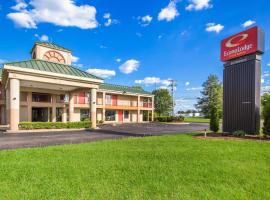 Econo Lodge Inn & Suites Brooks - Louisville South，位于Brooks的酒店