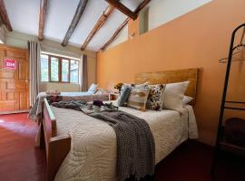 Casa Paqocha Garden - Ollantaytambo - Hot Water - Wifi - Cocina Compartida，位于奥兰太坦波的自助式住宿