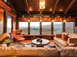 Stunning Views, Spa, Soak Pool Starfire Lodge，位于莫朗戈谷的酒店