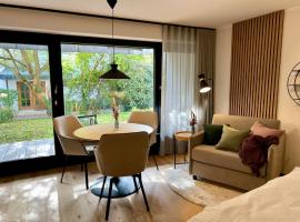 Pittino Gartensuite 03 in zweiter Seereihe Ammersee，位于海瑞星阿莫斯的酒店