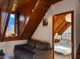 Chimenea y piscina-Dúplex perfecto para todo el año - Herbasabina 4