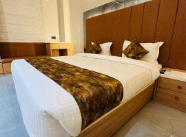 Hotel RS Grand，位于Kashi的酒店