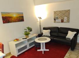 Cozy basement apartment in Mettmann，位于梅特曼的酒店