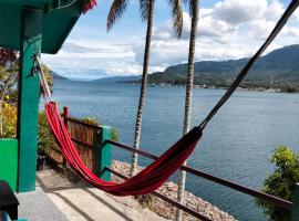 Mario Lakeside Apartments，位于图克图克的宠物友好酒店