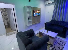 House 40 Residence - Gold Mini Flat，位于伊巴丹的酒店