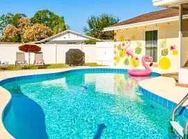 The Flamingo*4bed*pool*jacuzzi*foosball